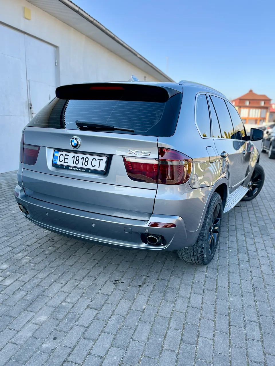 BMW X5 - фото 2