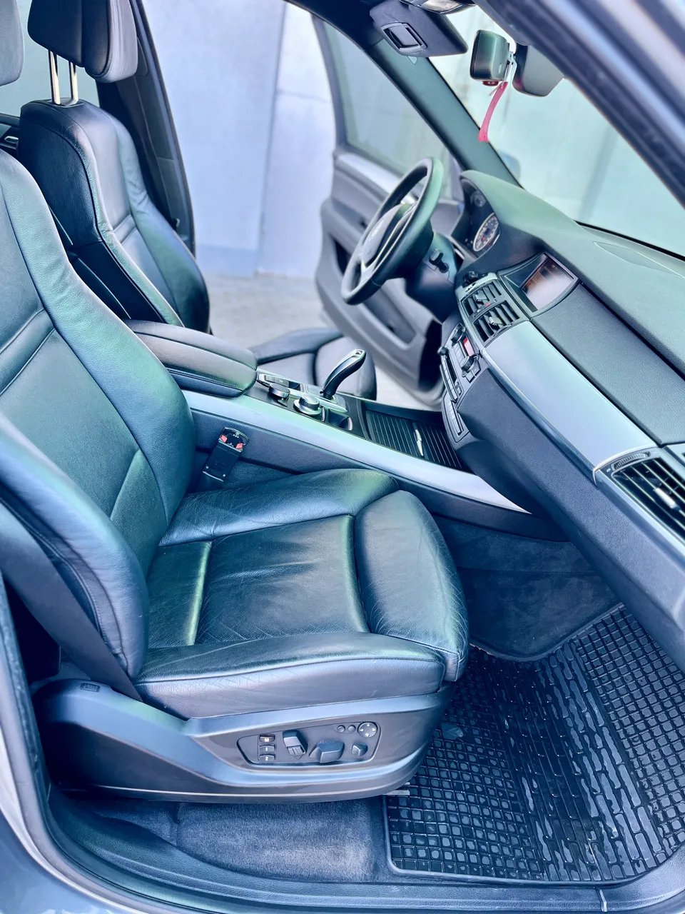 BMW X5 - фото 14