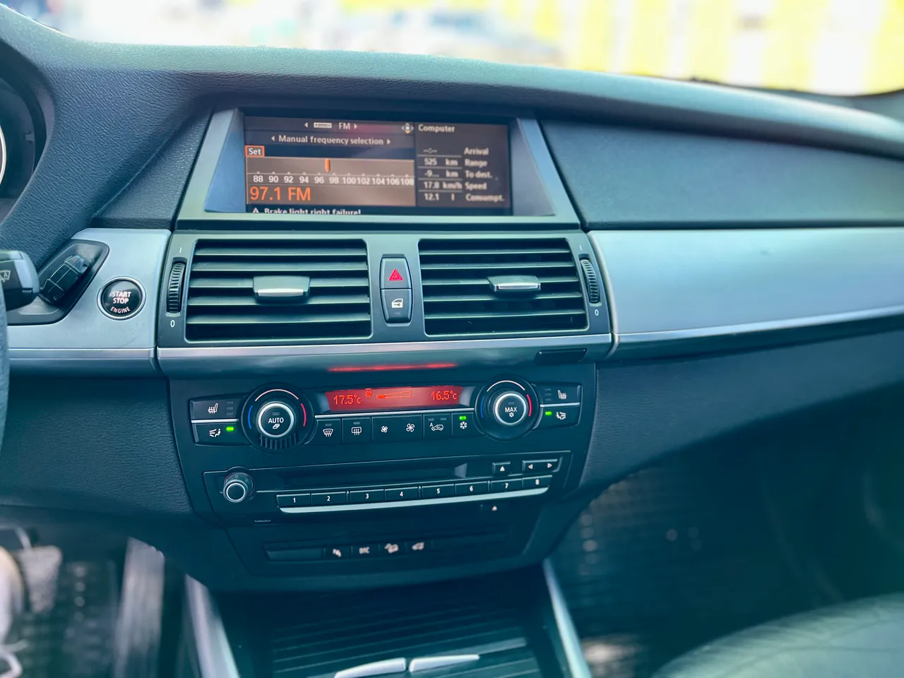 BMW X5 - фото 11