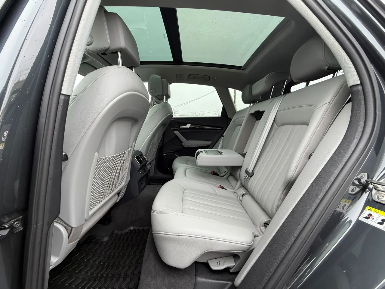 Audi Q5 - фото 12