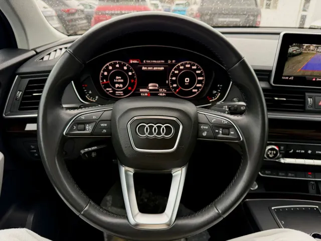 Audi Q5 - фото 5
