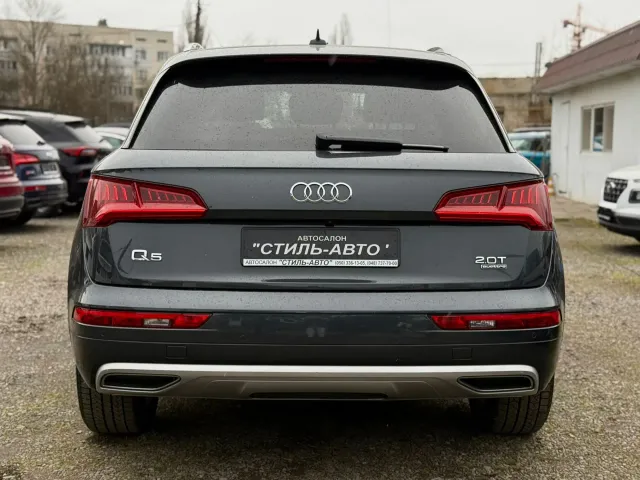 Audi Q5 - фото 4