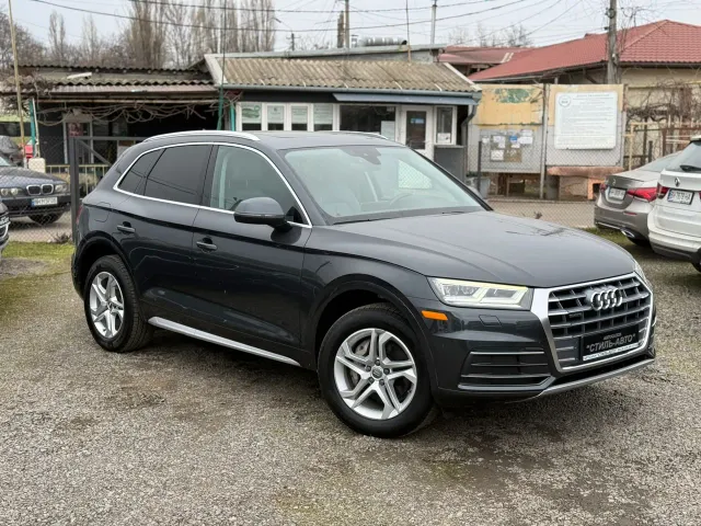 Audi Q5 - фото 2