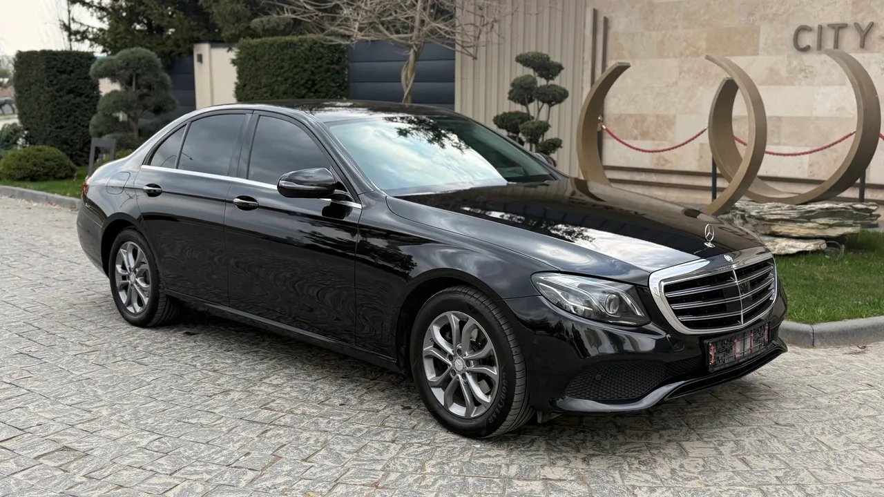 Mercedes-Benz E-Класс - фото 1