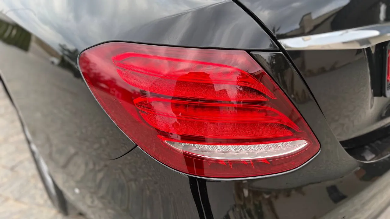 Mercedes-Benz E-Класс - фото 17