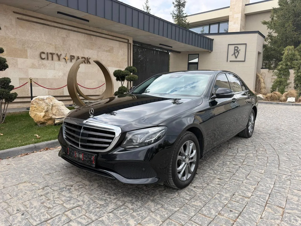 Mercedes-Benz E-Класс - фото 13