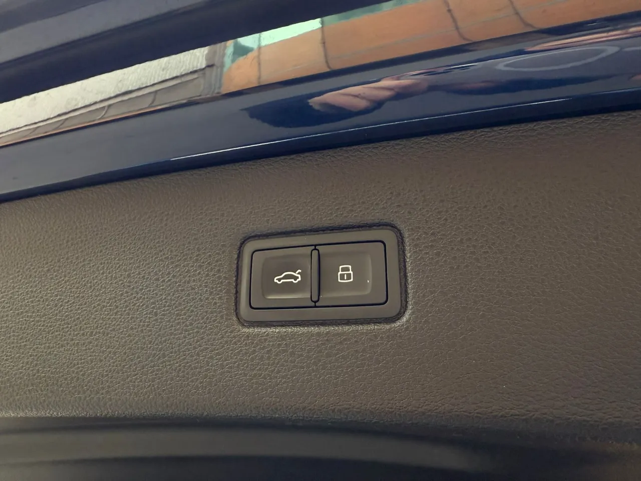 Audi Q7 - фото 19