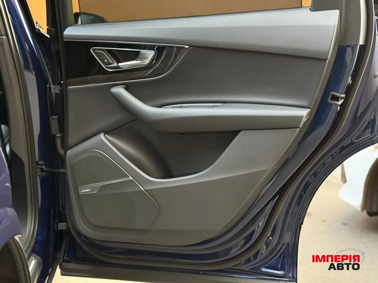 Audi Q7 - фото 52