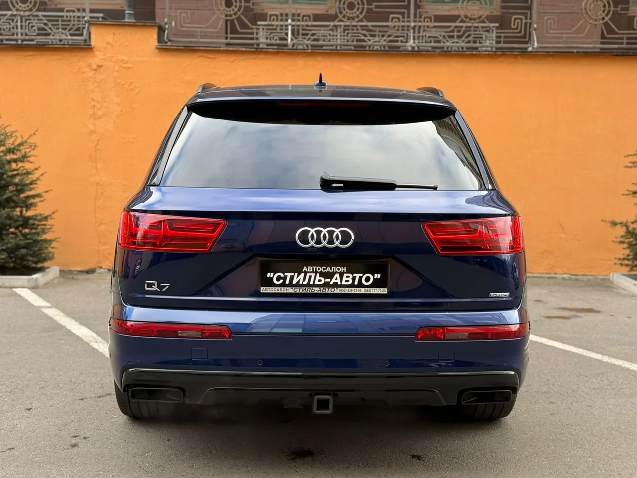 Audi Q7 - фото 8