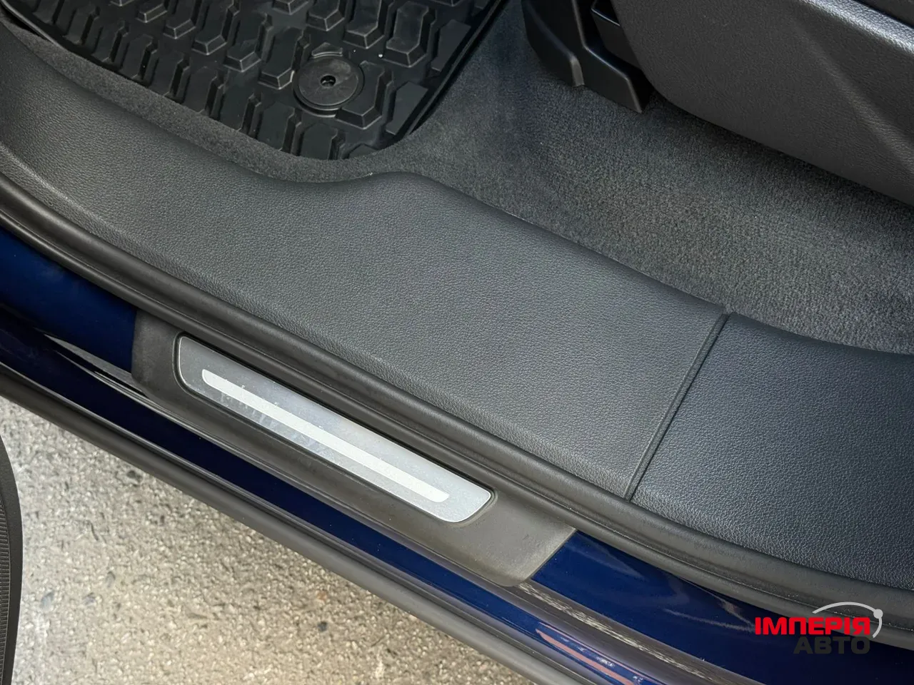 Audi Q7 - фото 48