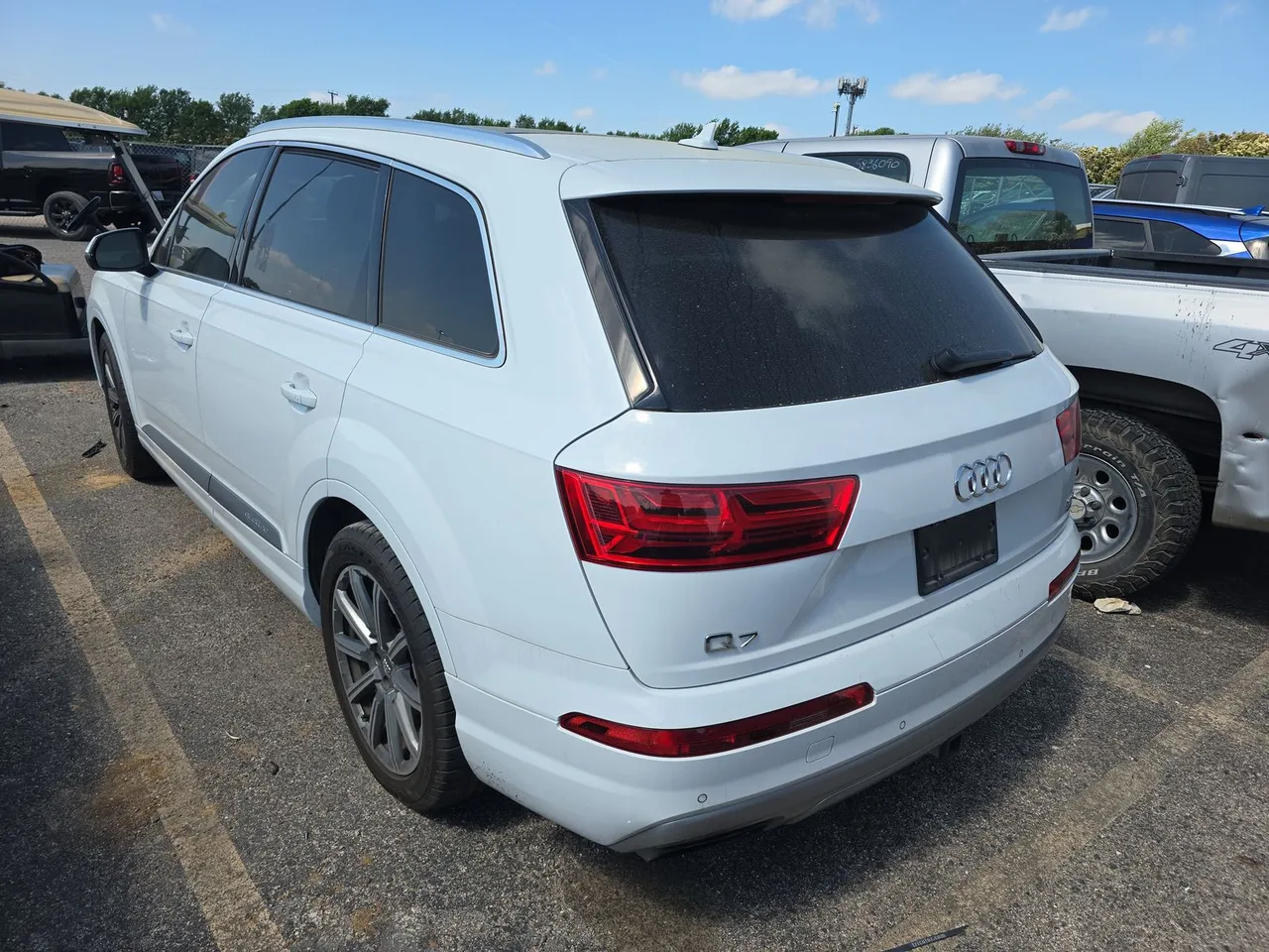 Audi Q7 - фото 6