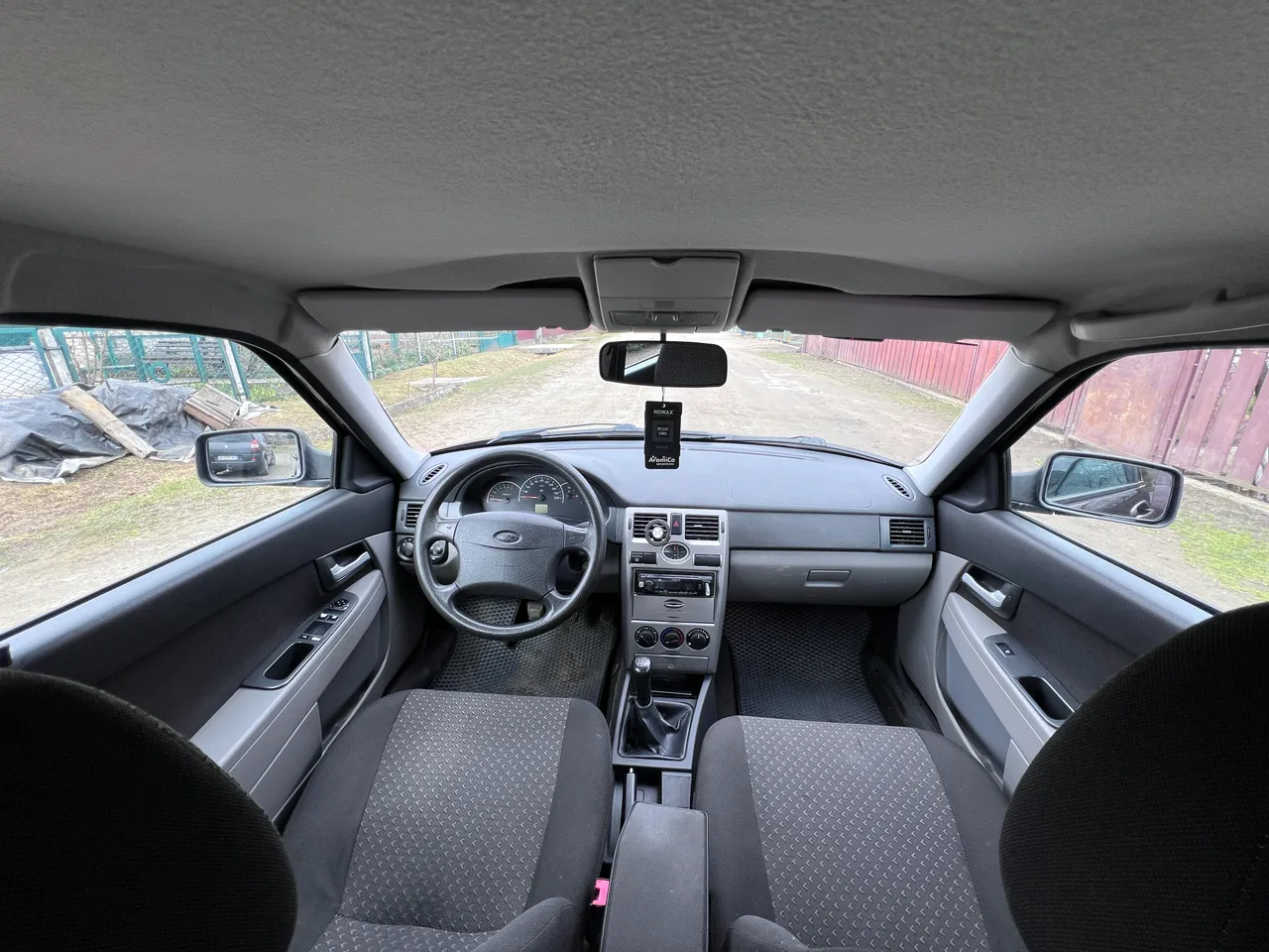 Lada (ВАЗ) Priora - фото 7