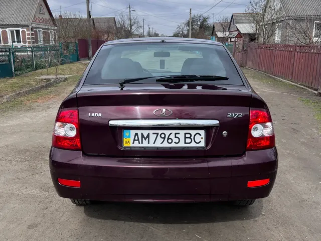 Lada (ВАЗ) Priora - фото 2