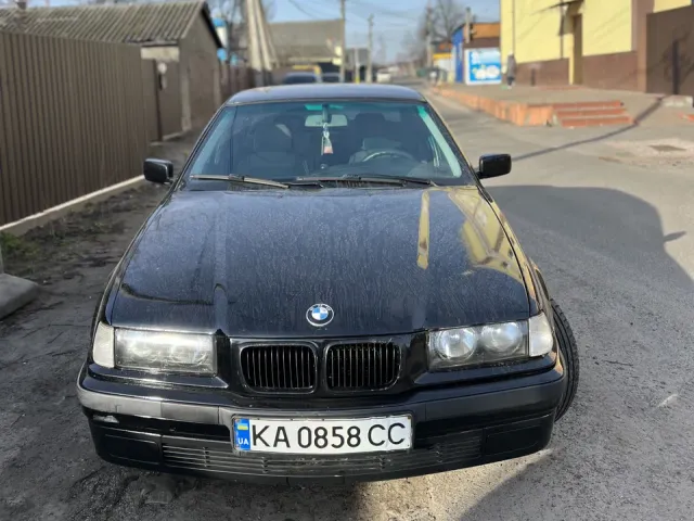 BMW 3 серії - фото 1