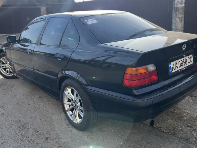 BMW 3 серії - фото 5