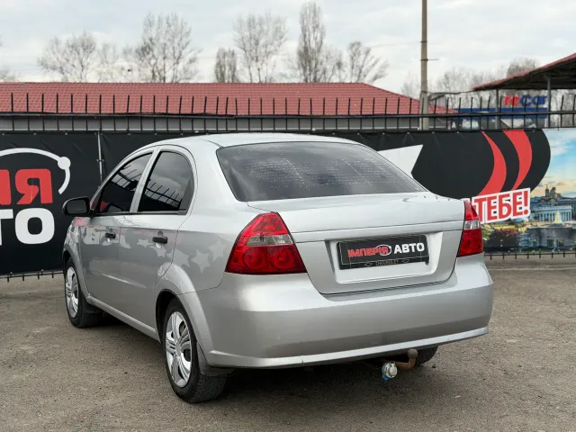 Chevrolet Aveo - фото 4