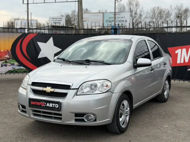 Chevrolet Aveo - фото 2