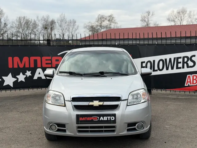 Chevrolet Aveo - фото 1