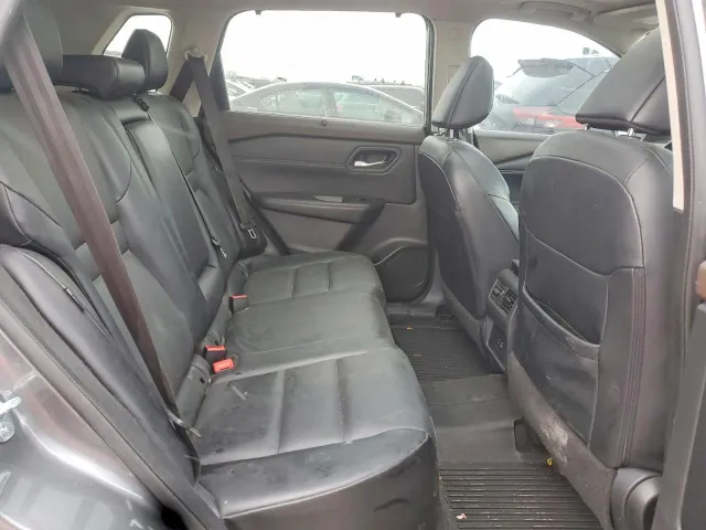 Nissan Rogue - фото 4