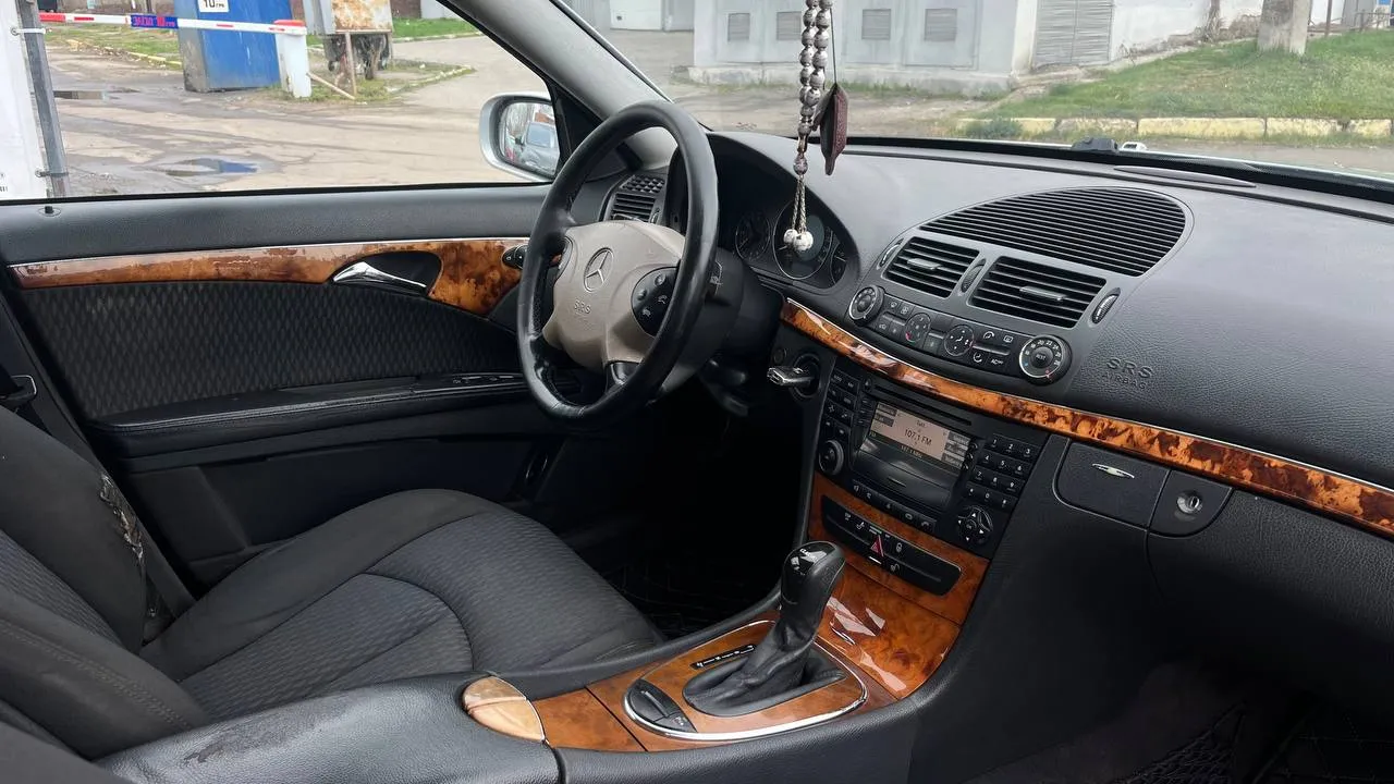 Mercedes-Benz E-Класс - фото 6