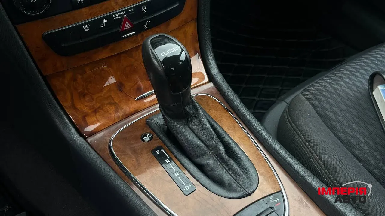 Mercedes-Benz E-Класс - фото 17