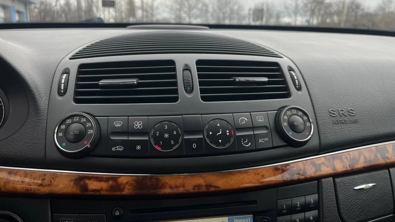 Mercedes-Benz E-Класс - фото 15