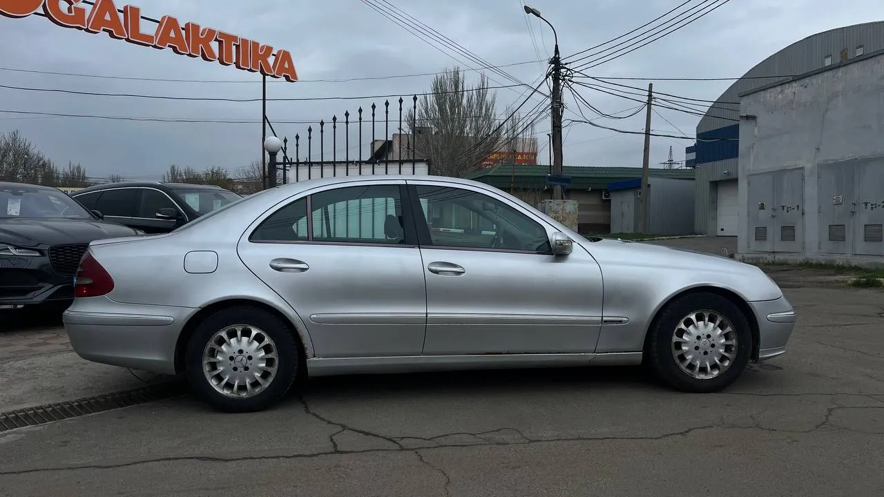 Mercedes-Benz E-Класс - фото 7