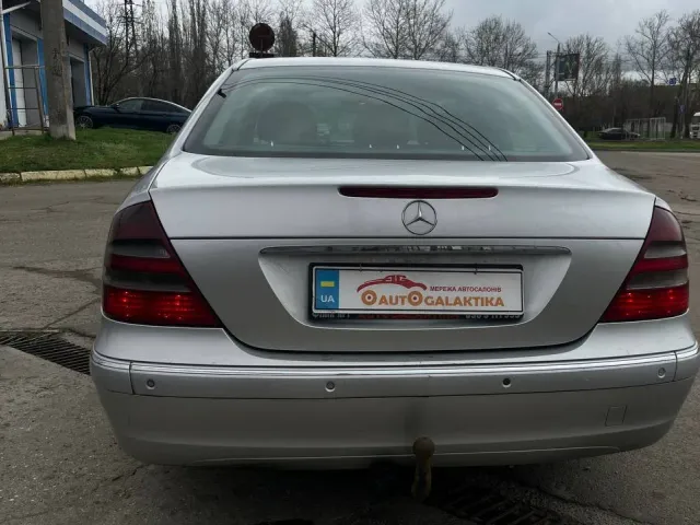 Mercedes-Benz E-Класс - фото 2