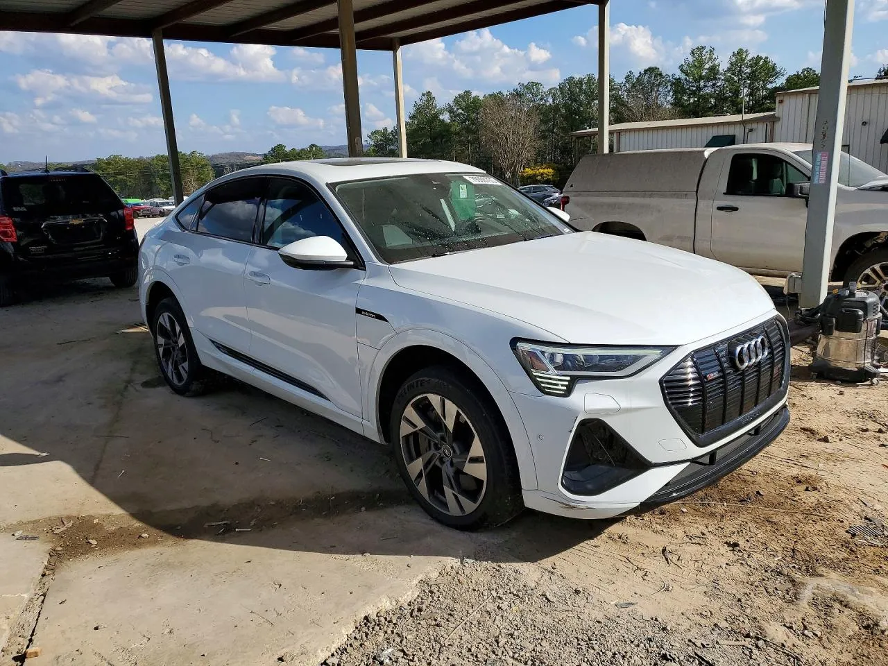 Audi e-tron Sportback - фото 7