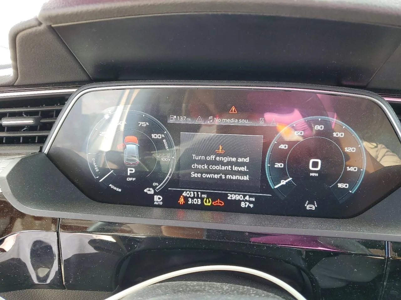 Audi e-tron Sportback - фото 10