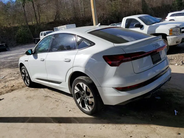 Audi e-tron Sportback - фото 3