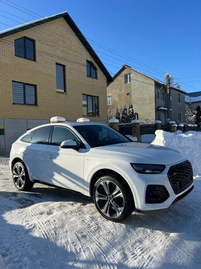 Audi Q5 Sportback - фото 2