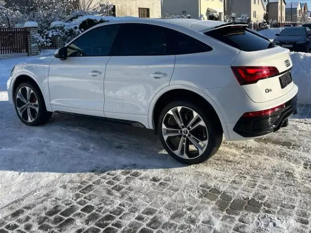 Audi Q5 Sportback - фото 3
