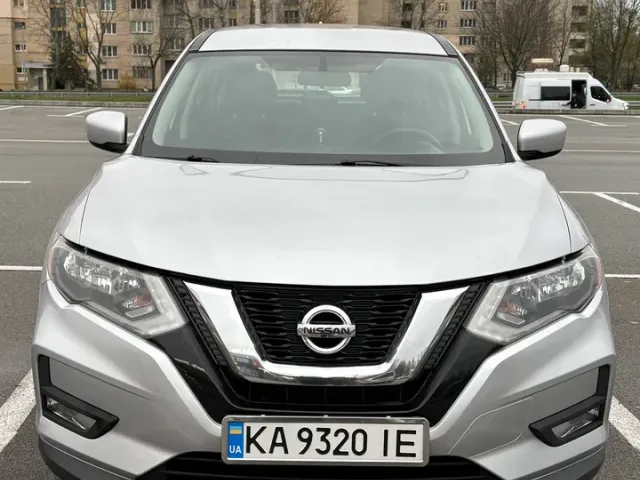 Nissan Rogue - фото 1