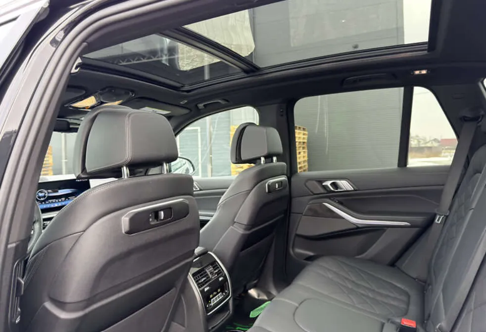 BMW X5 - фото 11