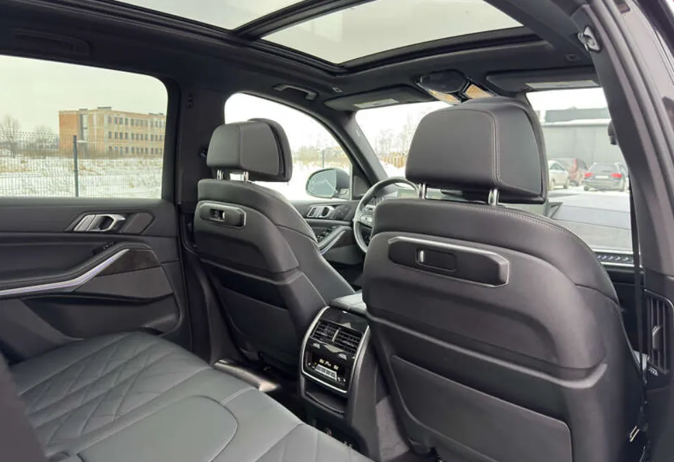 BMW X5 - фото 12