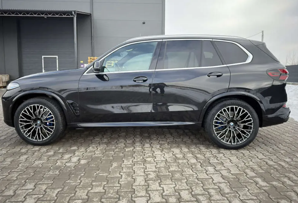 BMW X5 - фото 3