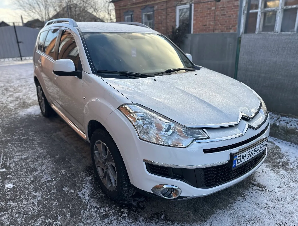 Citroen C-Crosser - фото 1