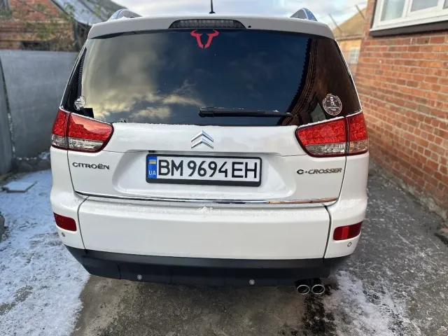 Citroen C-Crosser - фото 3