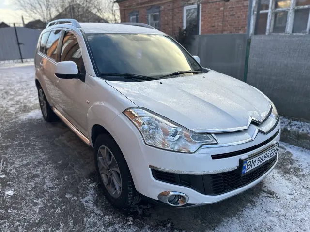 Citroen C-Crosser - фото 1