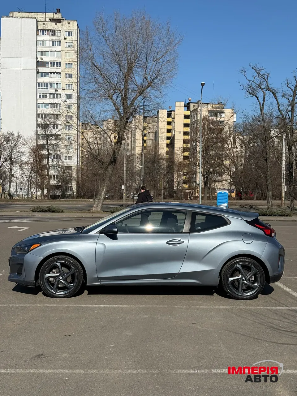 Hyundai Veloster - фото 2