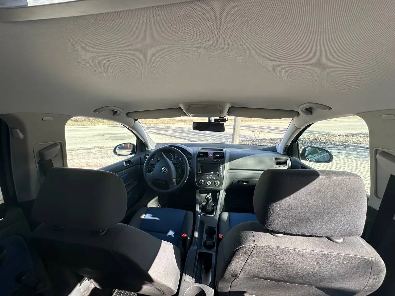 Volkswagen Golf - фото 7