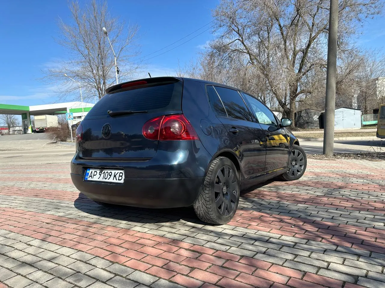 Volkswagen Golf - фото 4