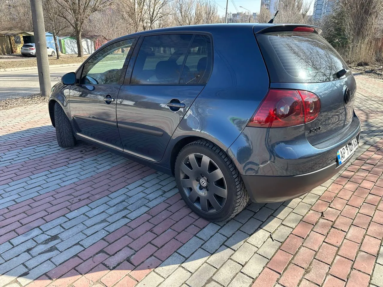 Volkswagen Golf - фото 3