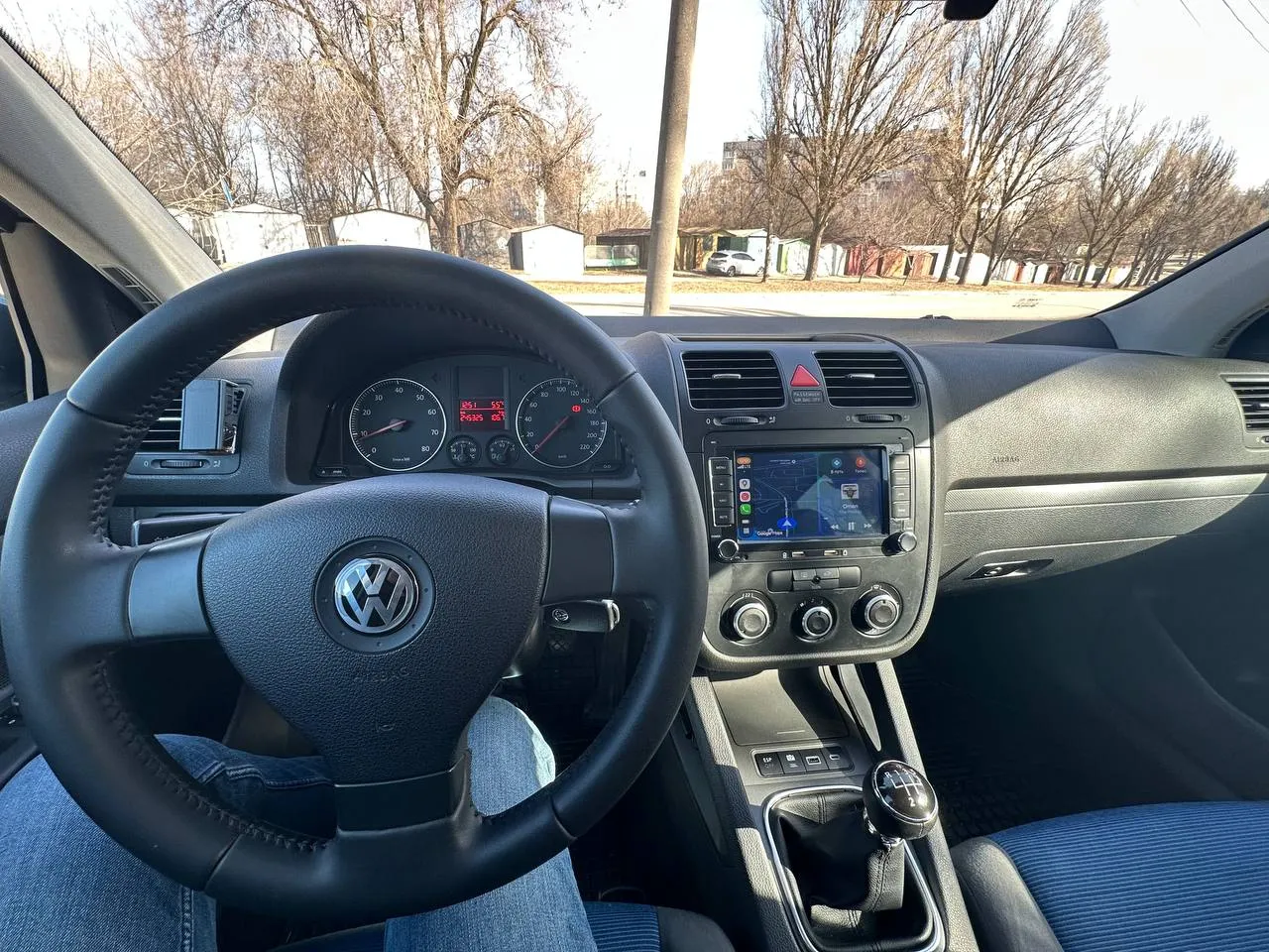 Volkswagen Golf - фото 10