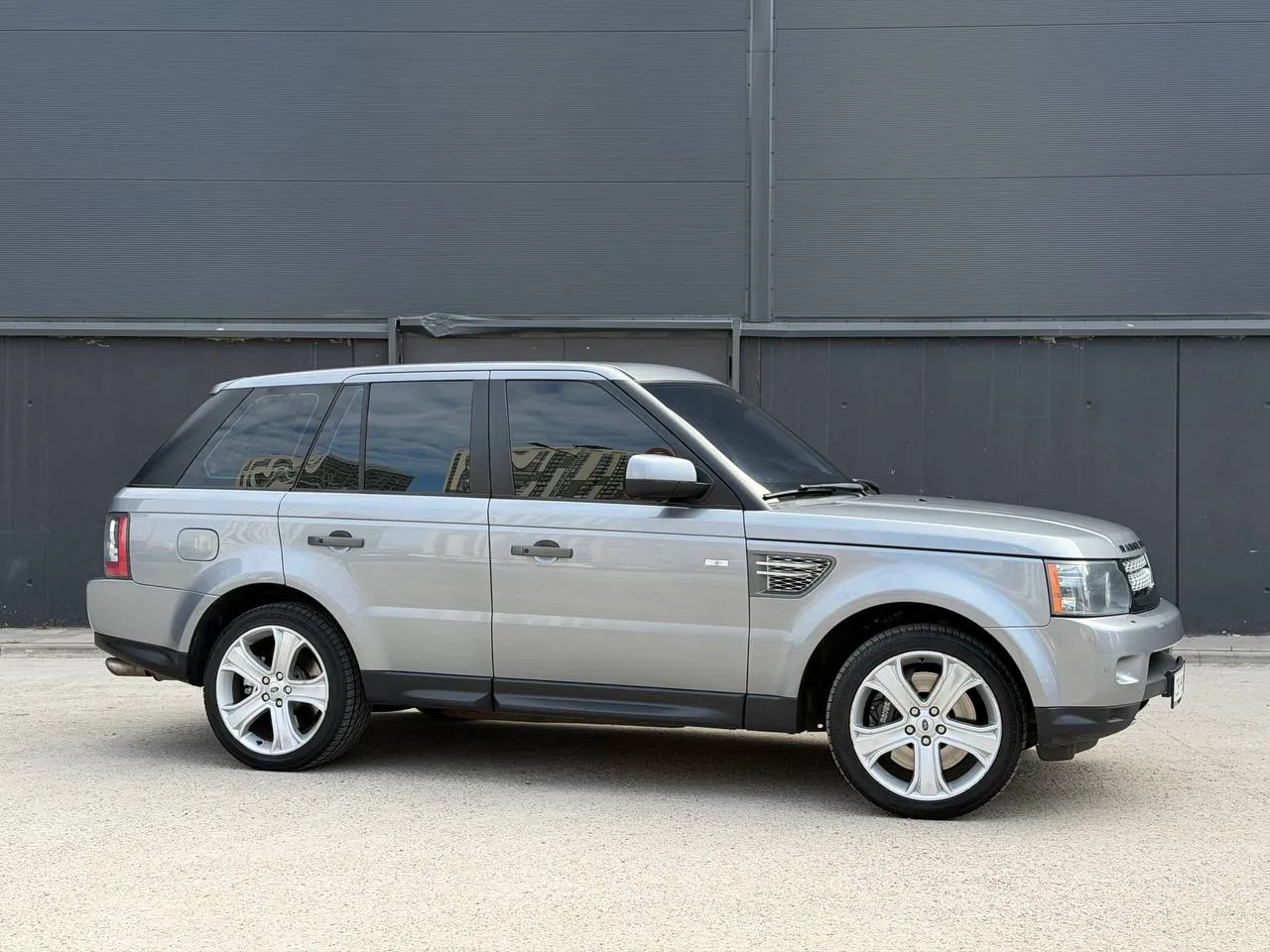 Land Rover Range Rover Sport - фото 15