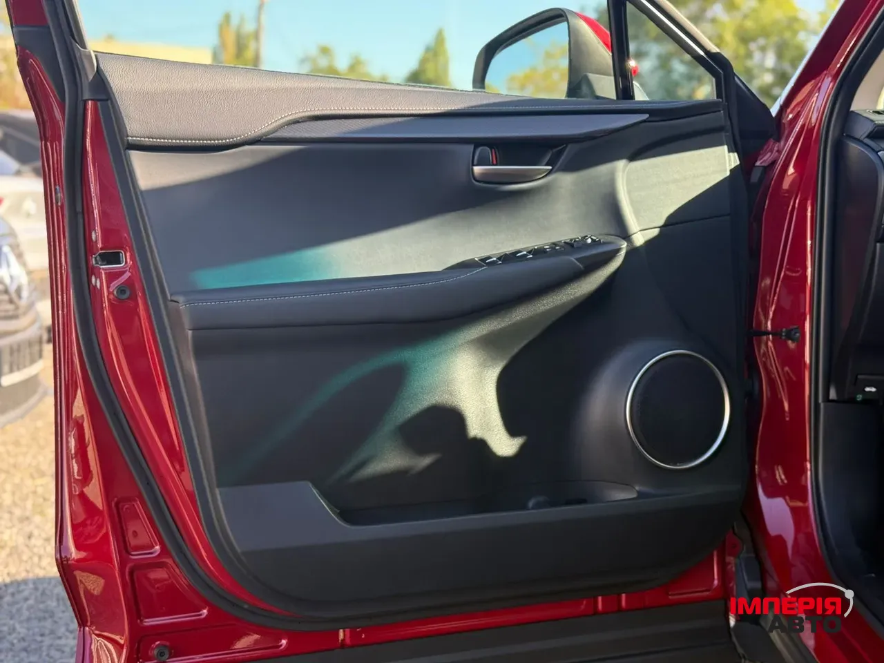 Lexus NX - фото 41