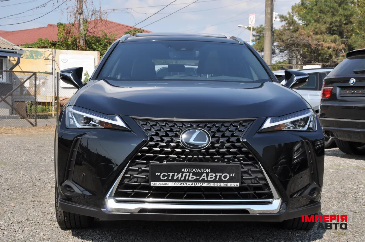 Lexus UX - фото 5