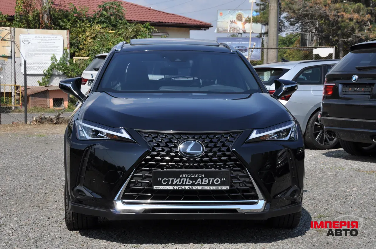 Lexus UX - фото 6
