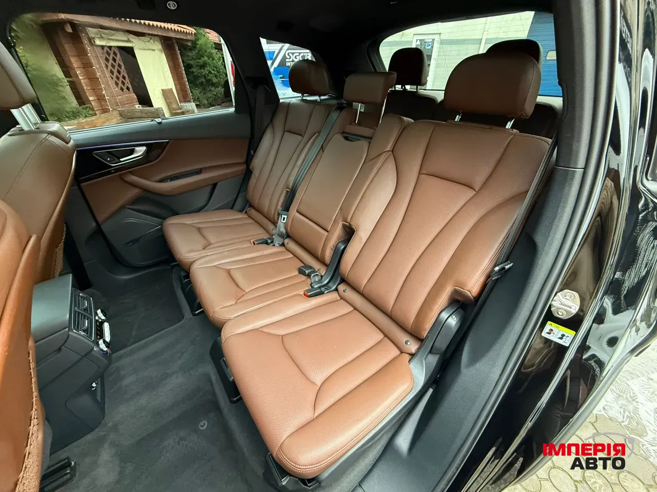 Audi Q7 - фото 48